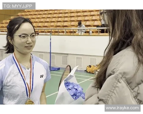 专访羽毛球明星黄芳揭秘她成功背后的努力与坚持