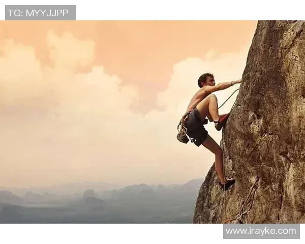 南京攀岩队的团队协作之道：揭秘攀岩巨献背后的默契与拼搏精神